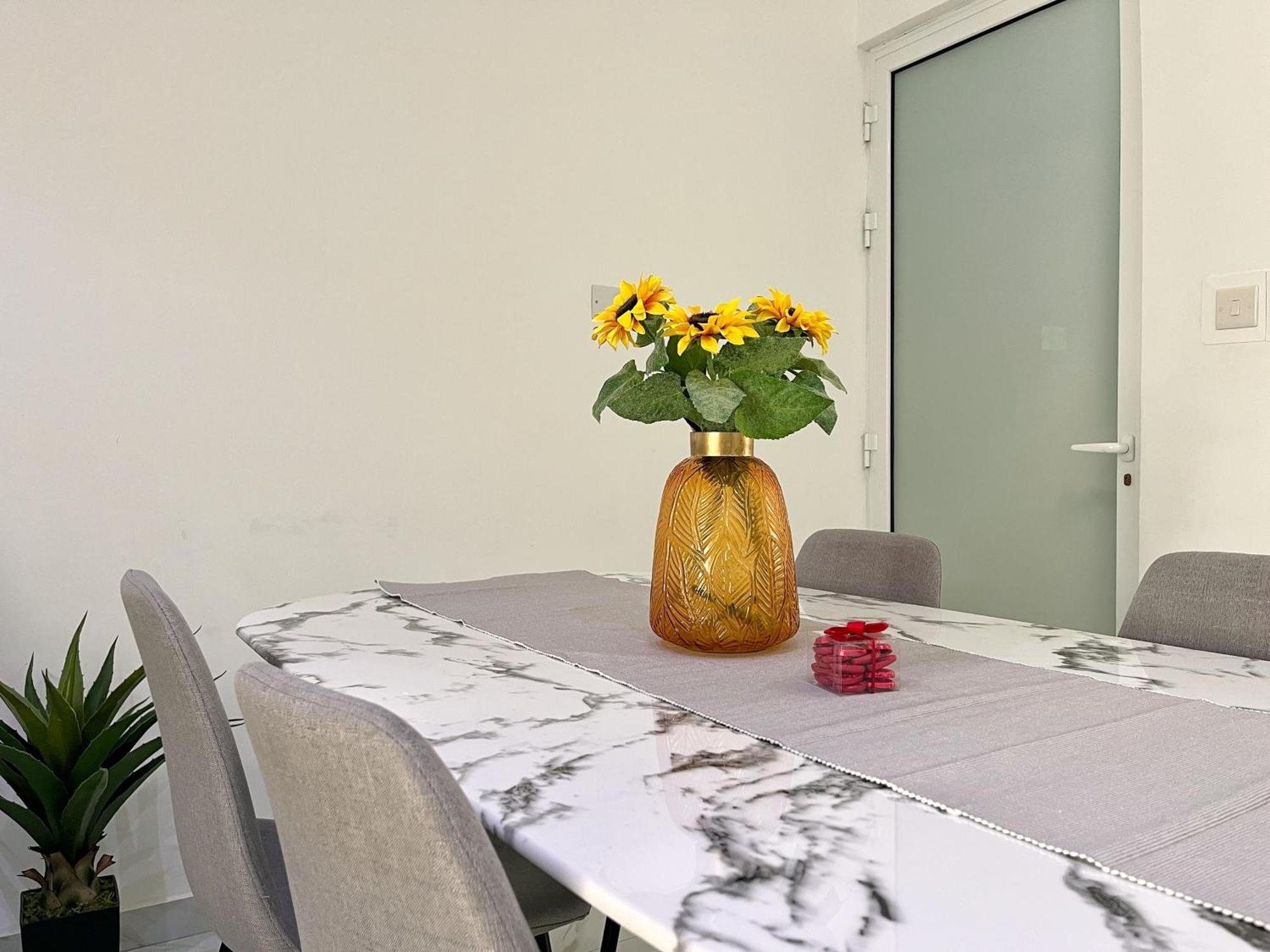 Marina Apartments มซิดา ภายนอก รูปภาพ